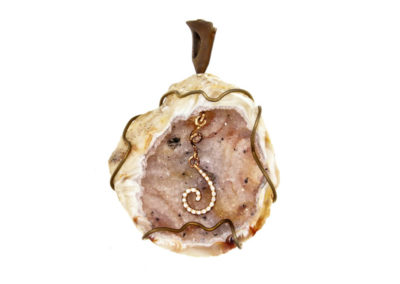 dubhe - agate geode pendant pic1