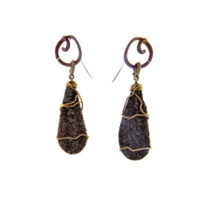 merak - fossil wood earrings with golden finish pic1