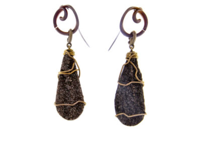 merak - fossil wood earrings with golden finish pic1